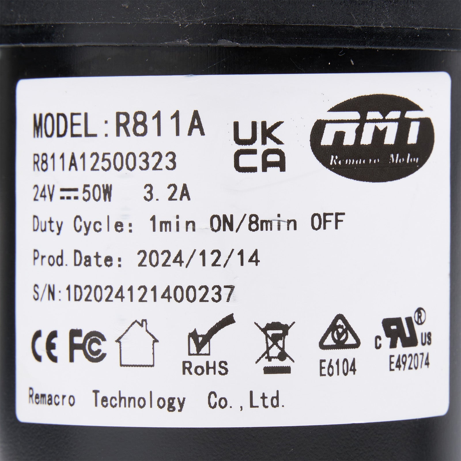 Product label with model number R811A and various certification logos on a black background